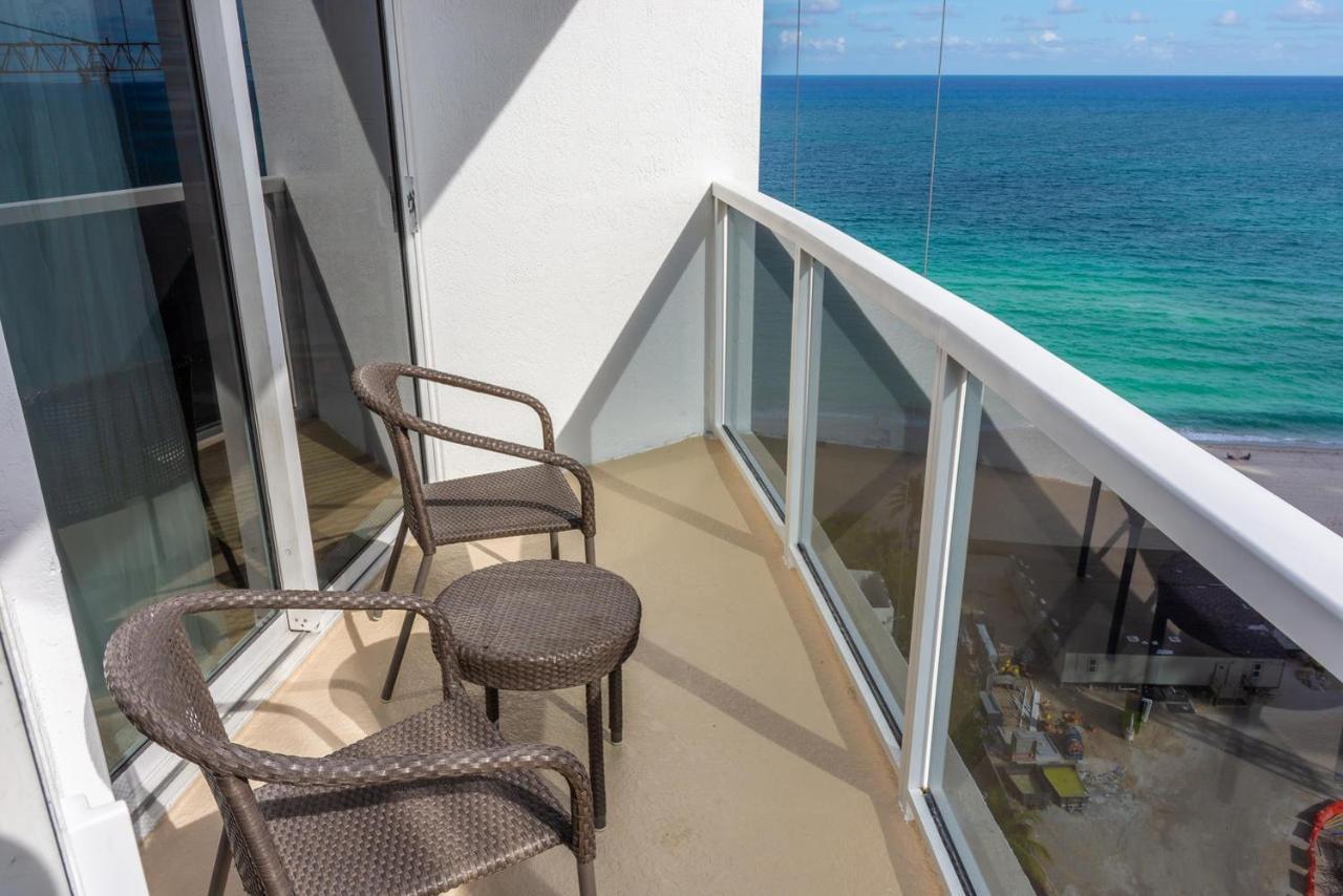 Hotel International Beach Tump Resort Ocean View 1100 Sf 1 Bed 1Bth Privately Owned Sunny Isles 마이애미 비치 외부 사진